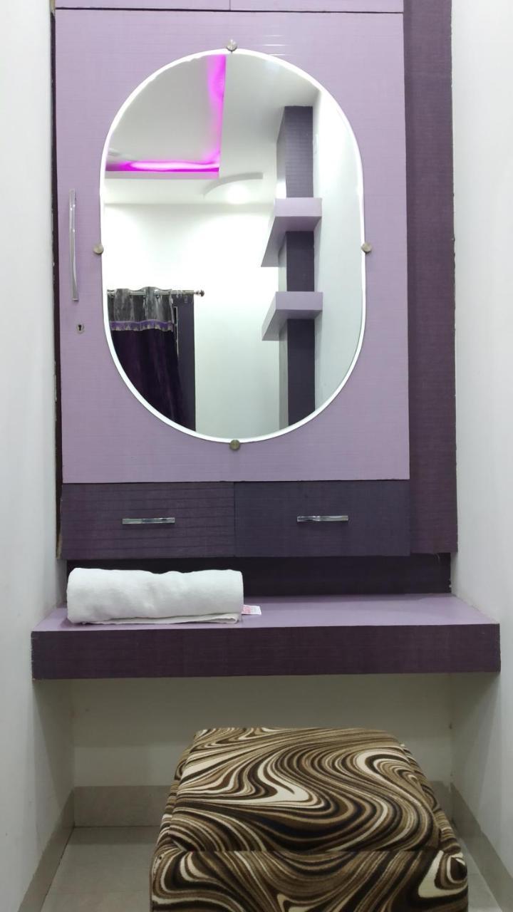 Hotel Nikunj Ashta  Chambre photo
